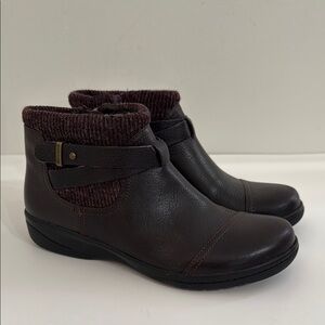 NEW CLARKS Ankle Boots Size 5 Leather Brown Booties Ladies